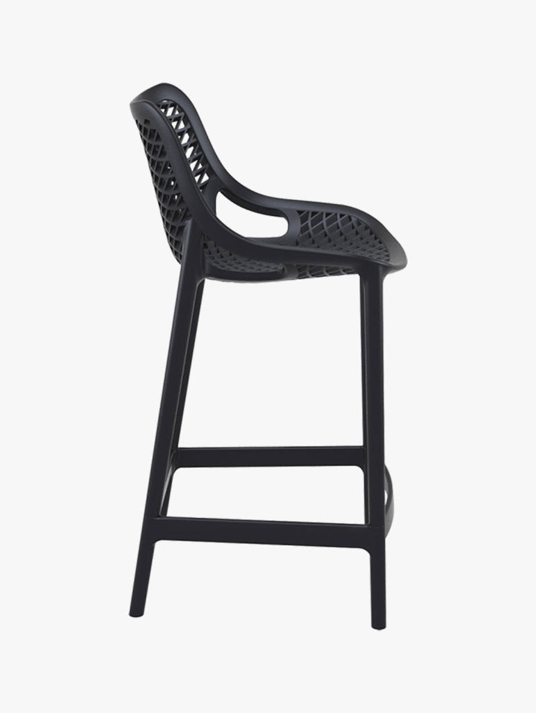 Fashion synthetic resin chair Europe and the USA popular plastic chair Solid wood chair legs